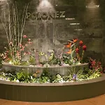 Polonez Hotel