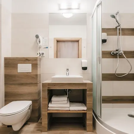 Hotell Polonez 3*