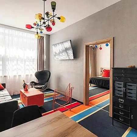 Hotel Polonez 3*