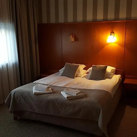 Szálloda Polonez Krakkó